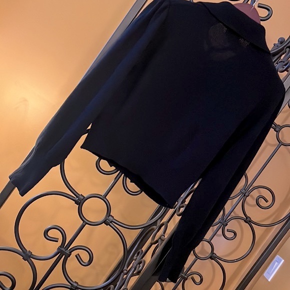 WHOWHATWEAR Cable Knit Sweater - Picture 3 of 7